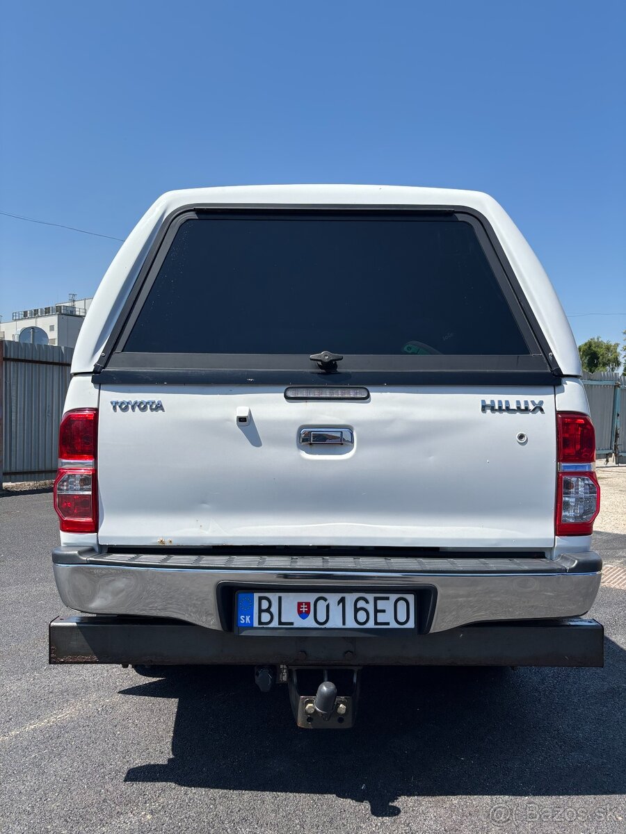 Toyota Hilux 3.0 D-4D A/T