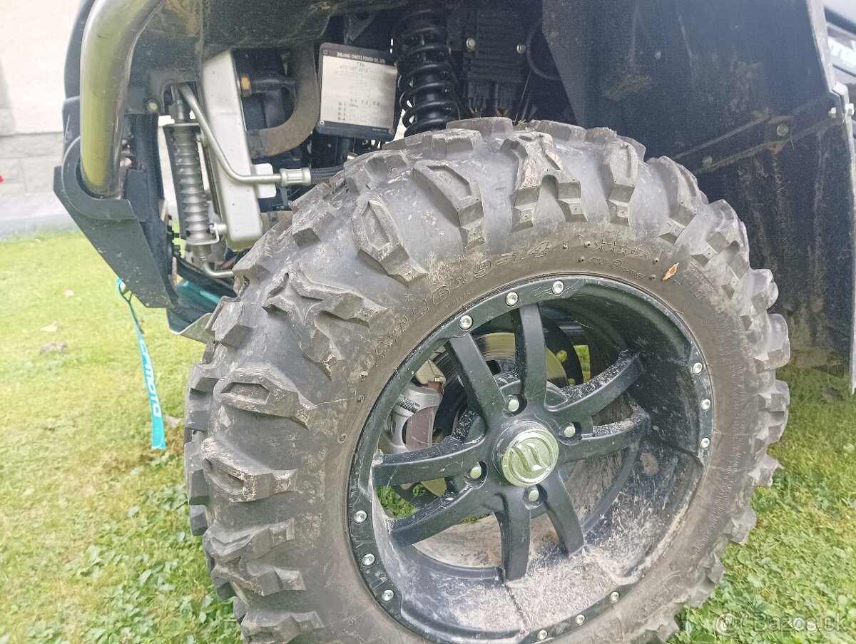 Cd moto 820