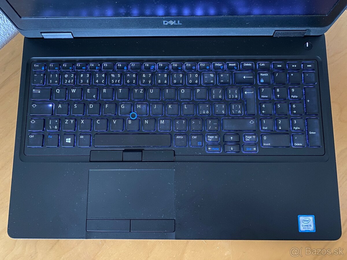 Predám Novy Latitude 5590 - 4