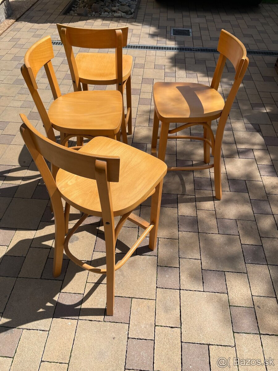Predám 4ks - Dubové STOLIČKY - ako nové - - 4