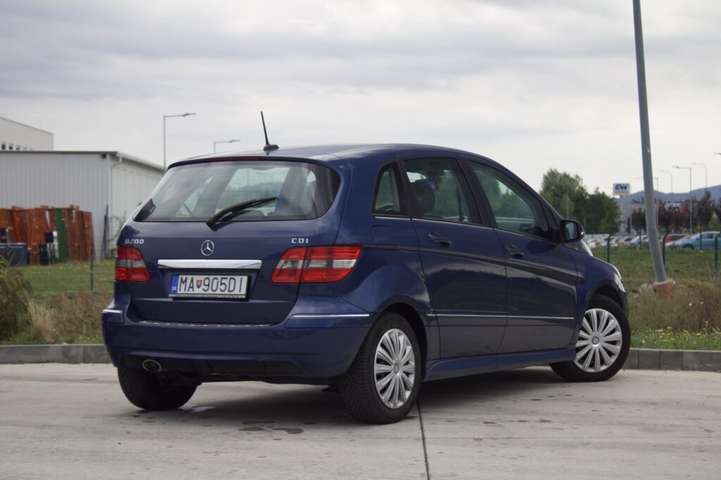 Mercedes B trieda - 4