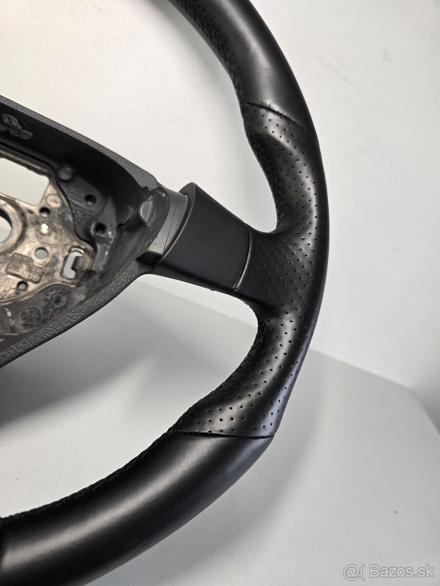 GOLF PASSAT TIGUAN JETTA GTI R32 RLINE VOLANT - 4