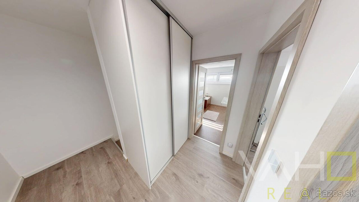 ,,REZERVOVANÝ,, - Moderná novostavba vo Vlčkovciach - 4