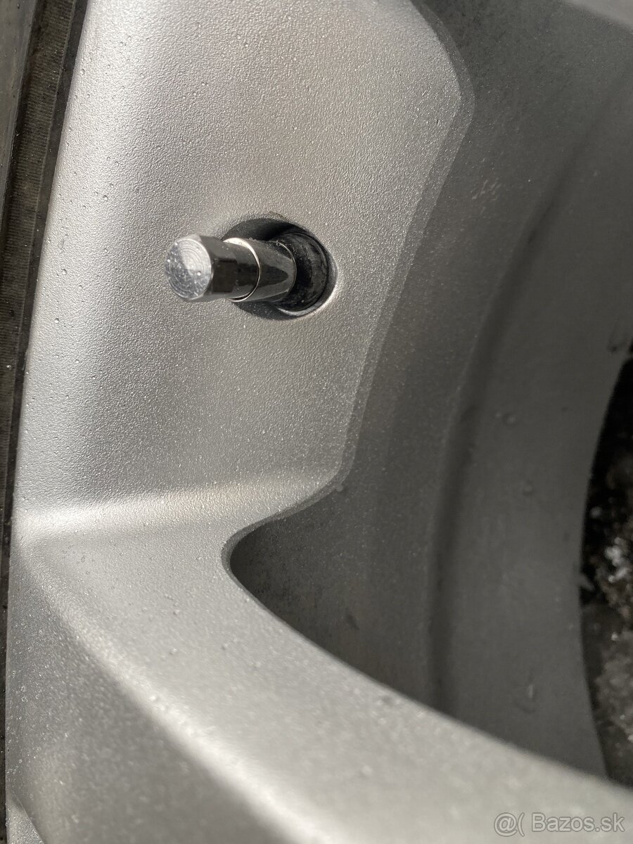 Elektrony+zimne 235/55/17” Audi/Škoda/VW/Mercedes - 4