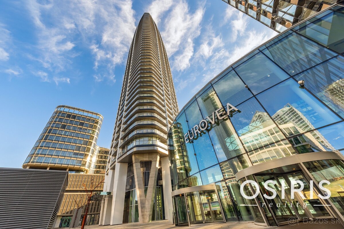 Klimatizovaný 2 izbový byt s terasou v Eurovea Tower, 1x par - 4