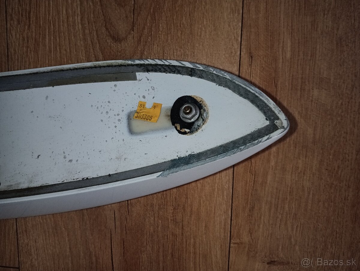 krídlo MINI COOPER R50 - 4