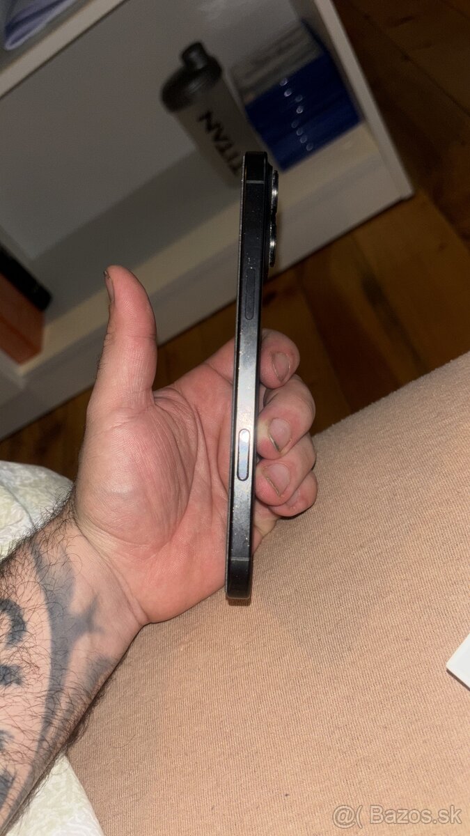 iPhone 16 Pro Max 512GB - 4