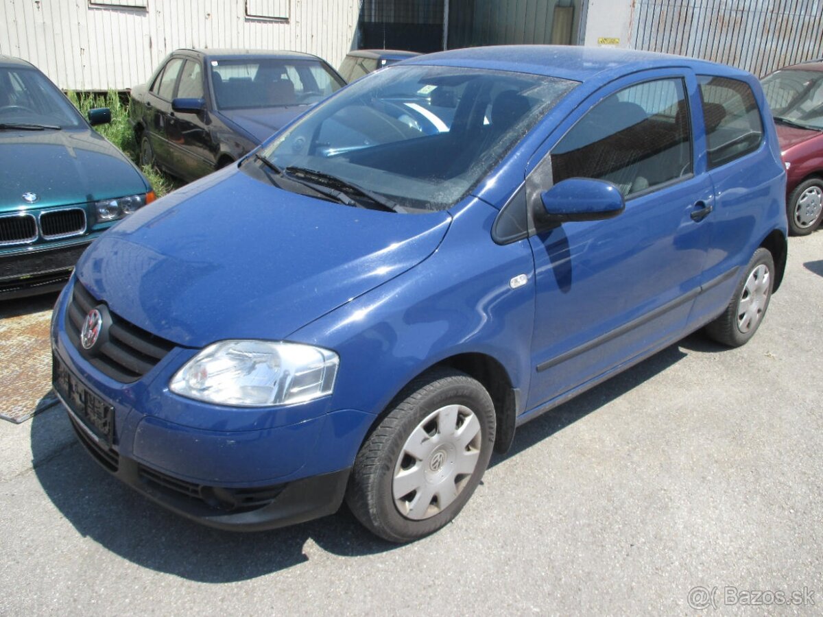 Volkswagen Fox - 2X - 1,2 HTP 40kw - ABS - 4