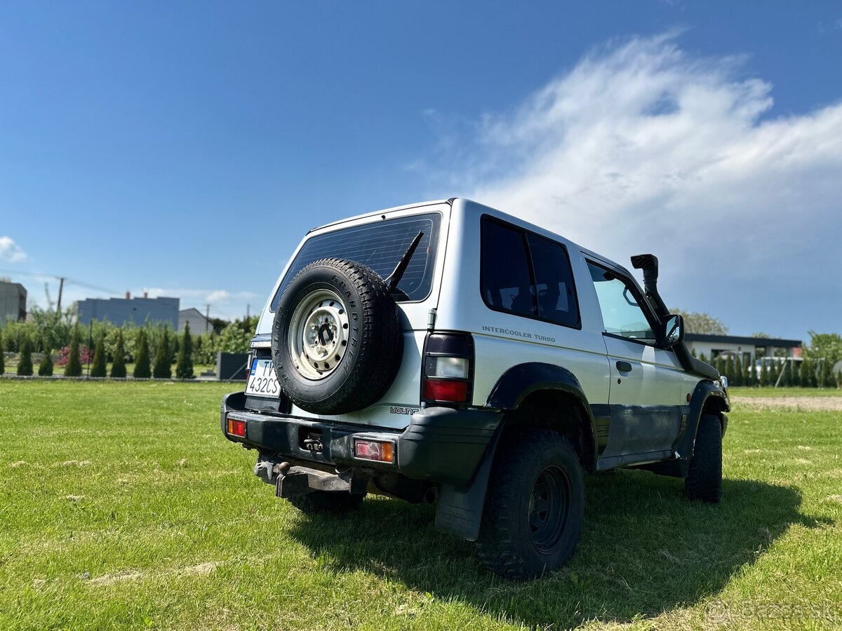 Mitsubishi Pajero Young II 2.5tdi 4x4