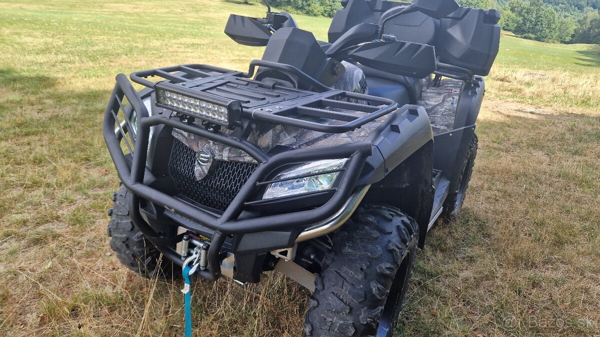 CF Moto 820 LE