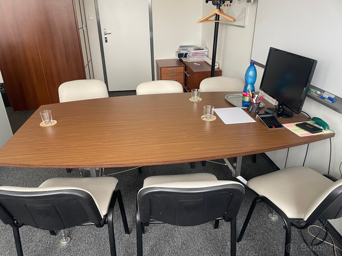 Kancelarske skrinky, stoly a stolicky - 4