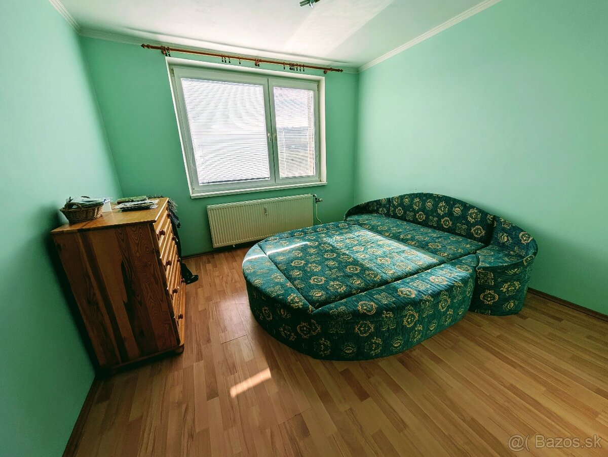 3-izbový byt s balkónom s krásnym výhľadom - 4