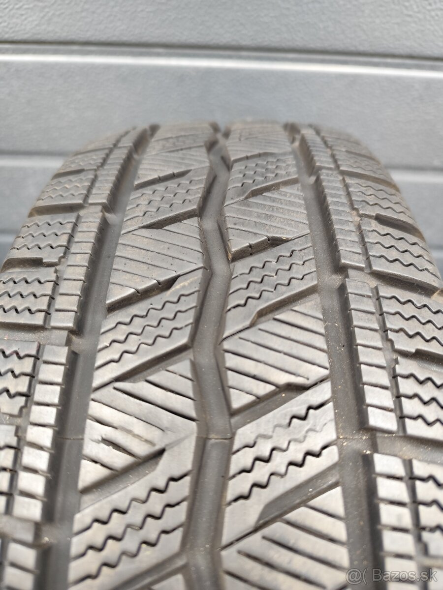 vw Transporter T5 T6 zimné pneu + disky - 4
