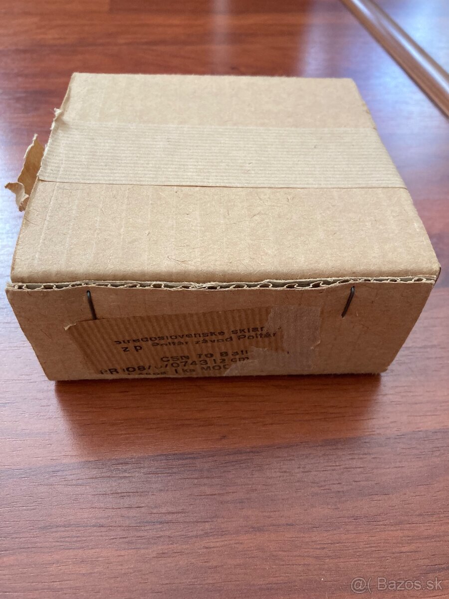 Predám popolník z brúseného skla - 4