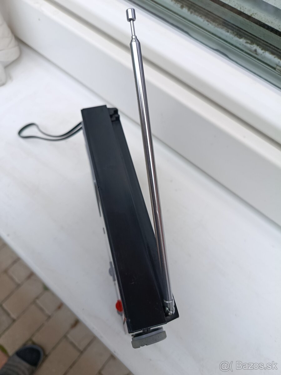 Rádio Meridian 348 - 4