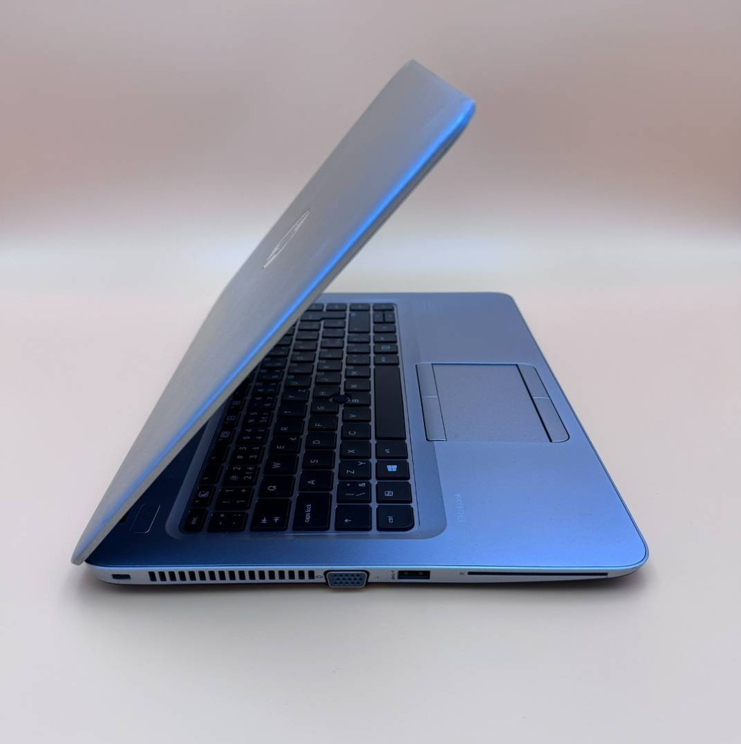 Notebook 14" HP.AMD PRO A10-8700B 4x1,80GHz.8gb ram.SSD 256 - 4