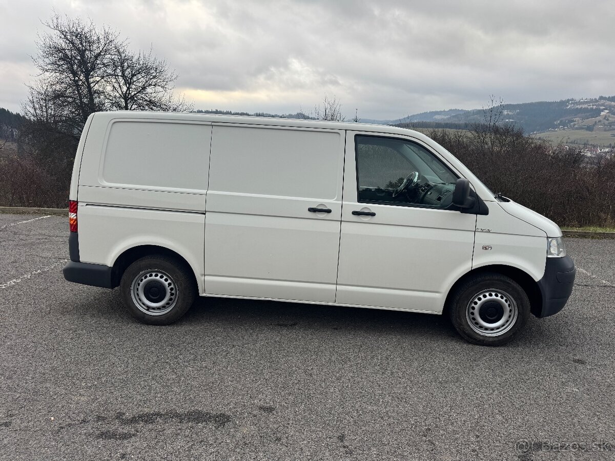 Volkswagen Transporter T5 1,9 TDi 75kW - 4