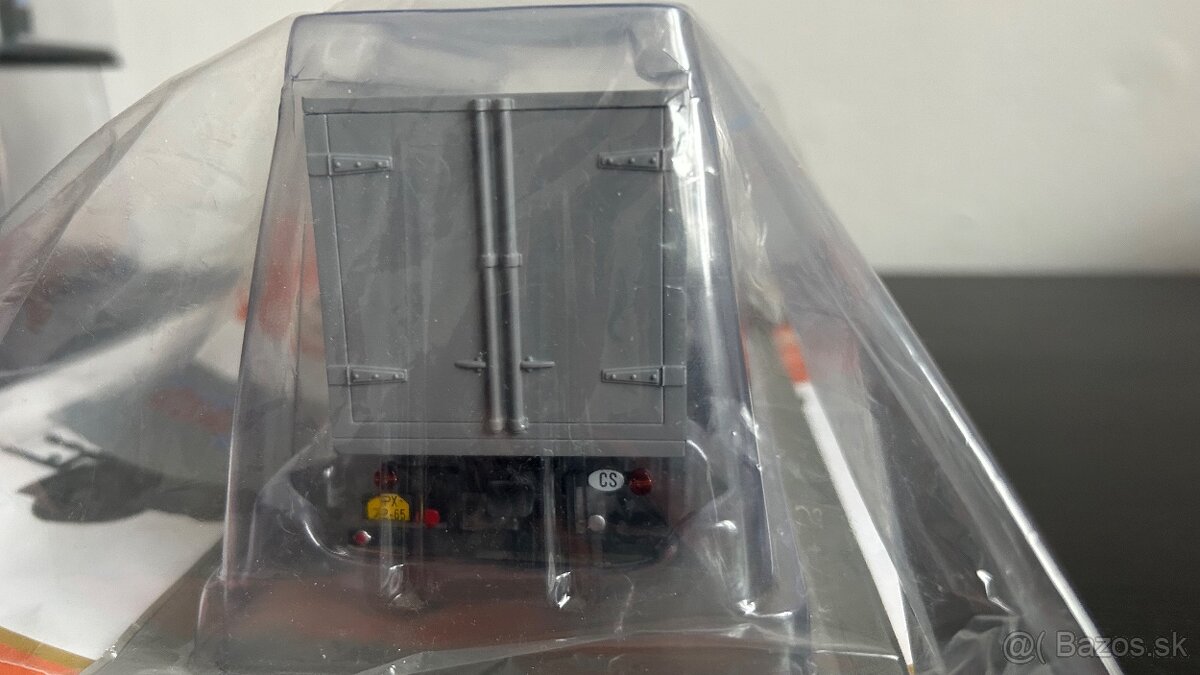 LIAZ 110.050 SALI ČSAD 1/43 DeaGostini - 4