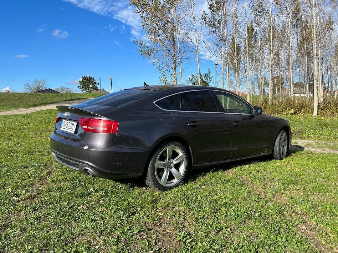 Ponukam na predaj/vymenu Audi a5 sportback 2,7tdi - 4