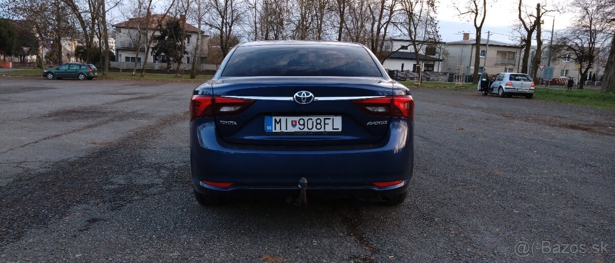 Toyota Avensis 1.8 Valvematic Active - 4