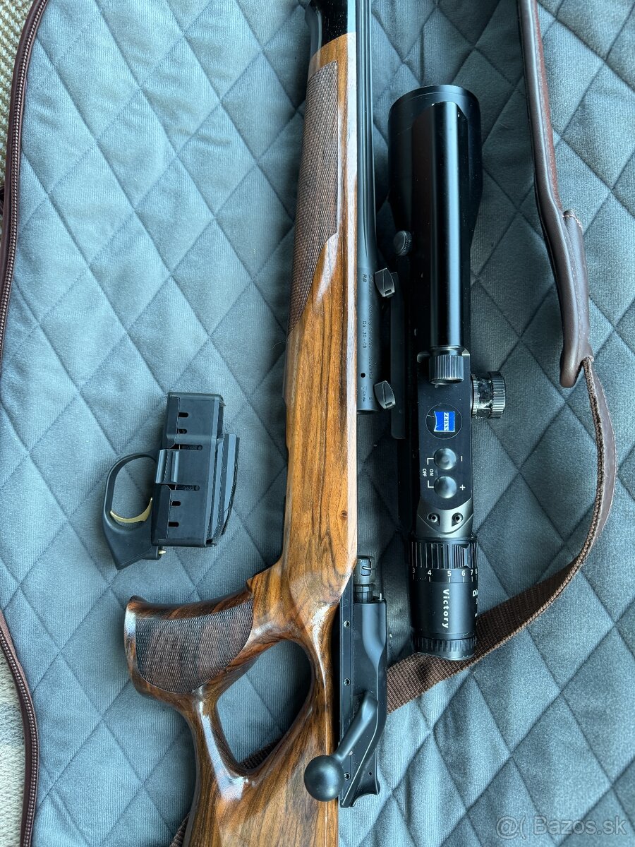 Blaser R8 Success pre Ĺaváka - 4