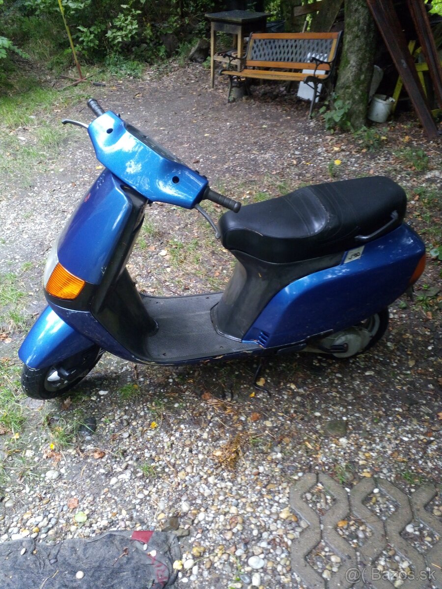 Piaggio Sfera 50 2T - 4