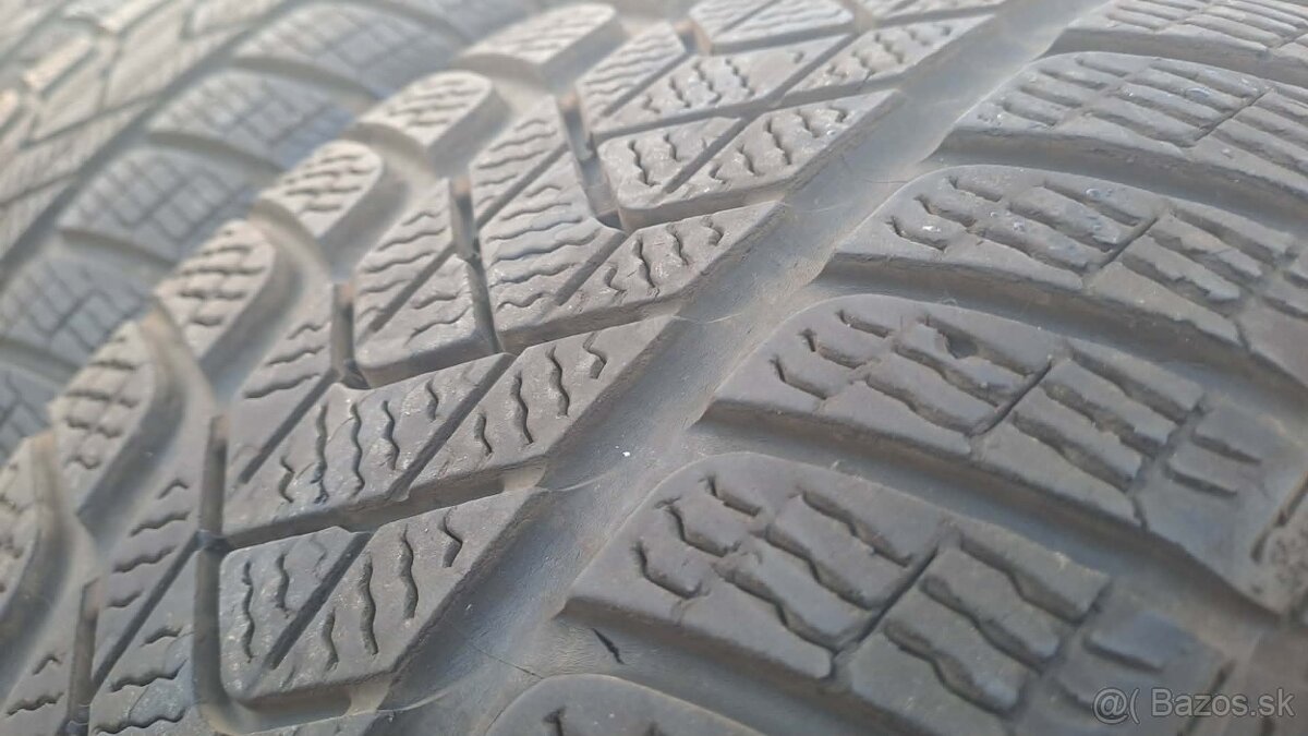 225 40 R19 zimné pneumatiky - 4