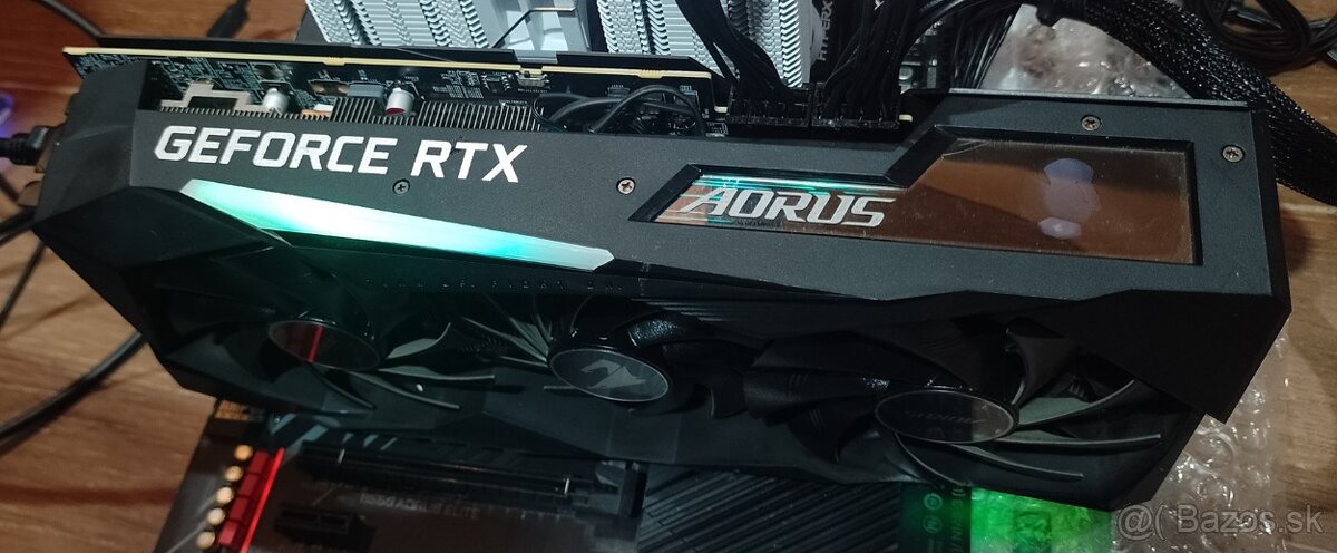 AORUS GeForce RTX 3070 MASTER 8GB OC– LCD displej, Dual BIOS - 4