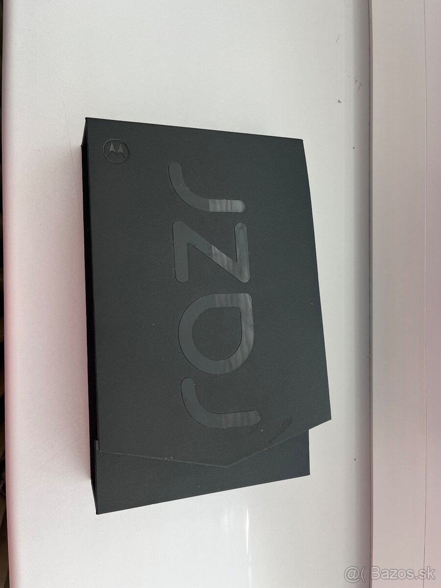 Motorola RAZR XT2252-1 - 4