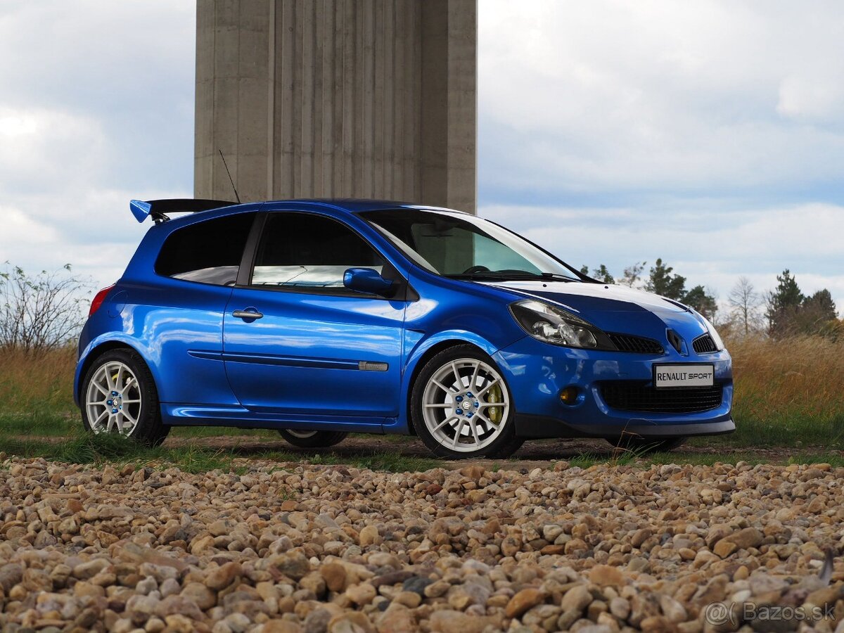 Renault CLIO SPORT RS - 4