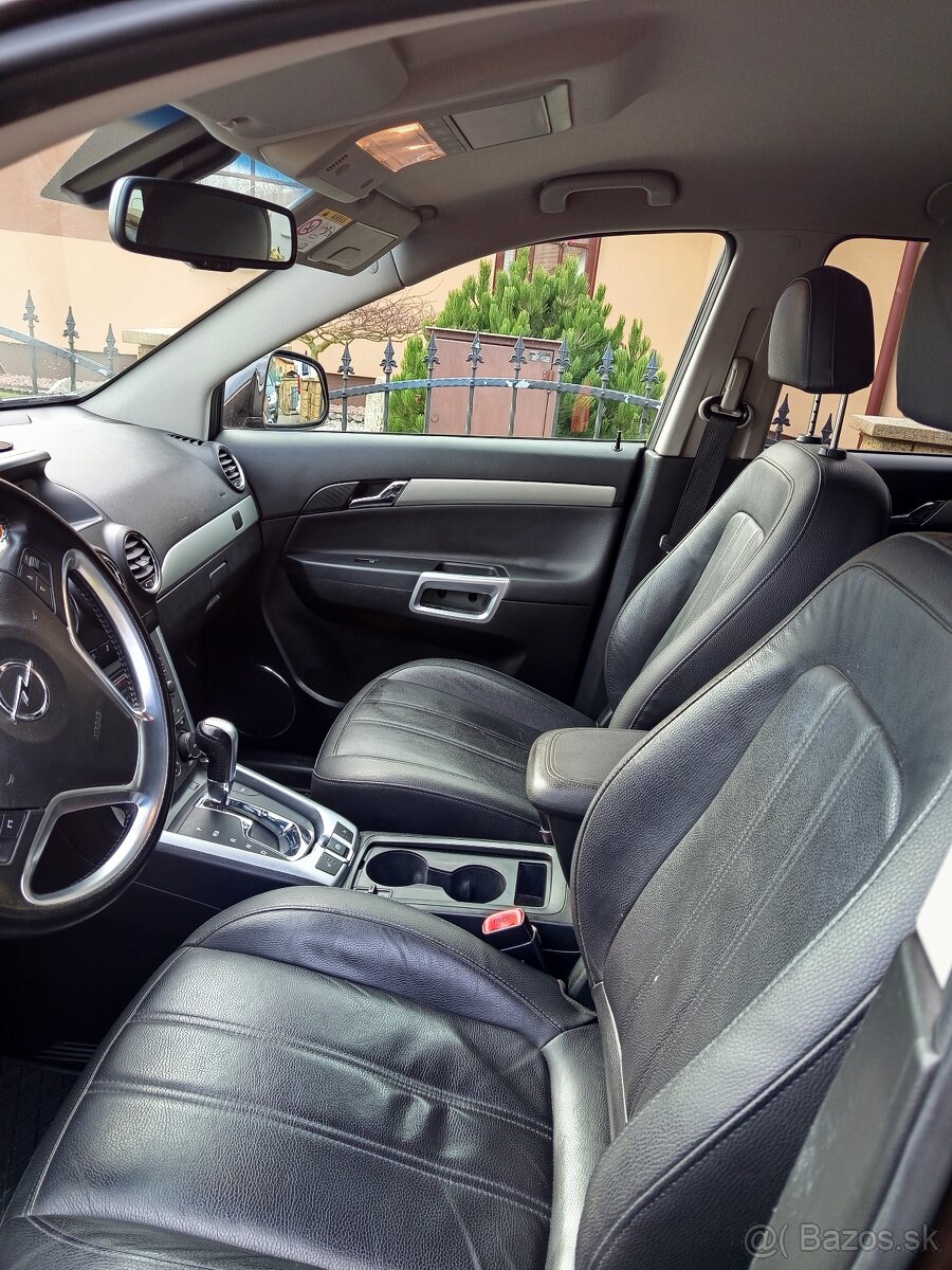 Opel Antara 2.2 CDTI 4x4, 120 kW, automat, SUV - 4