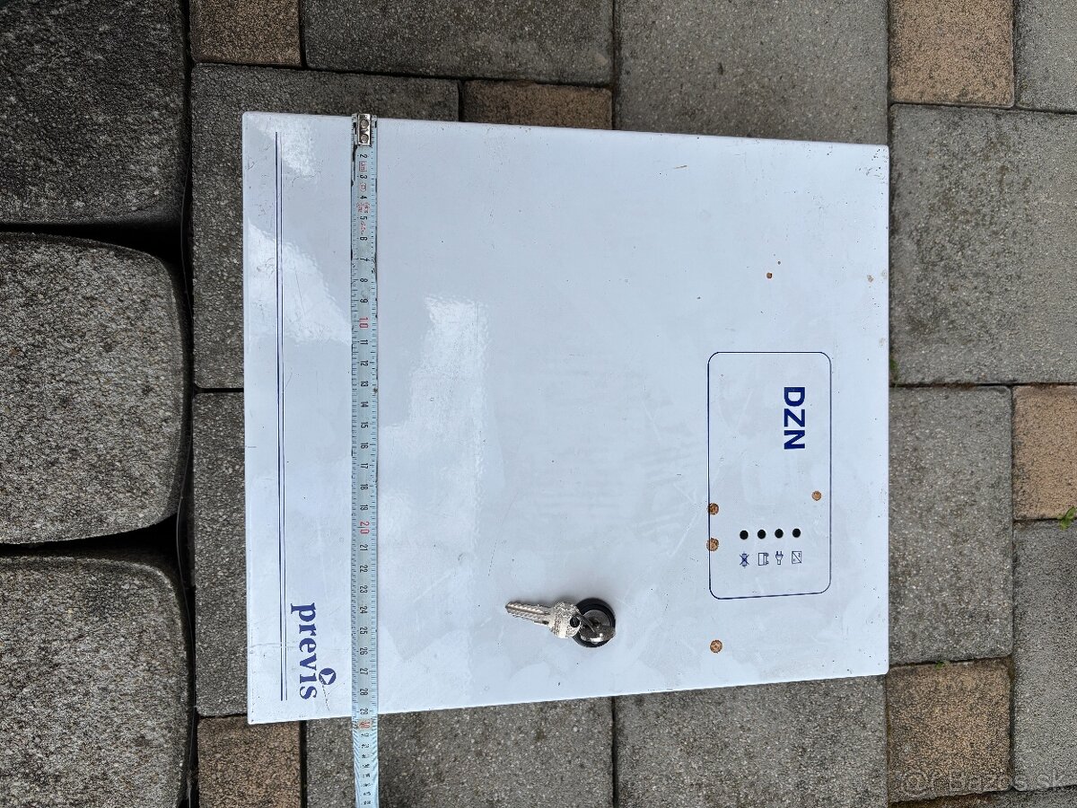 Rozvádzač, skrinka, elektroinštalačná skrinka - 4