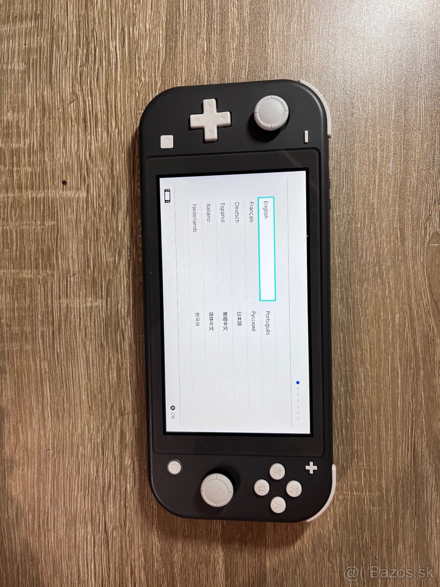 Nintendo switch lite - 4