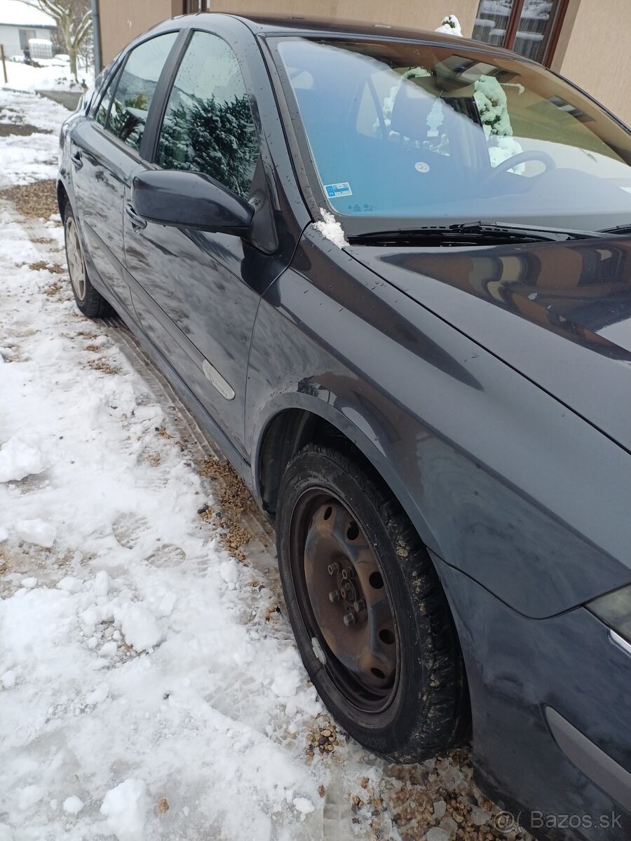 Predám Renault lagunu - 4