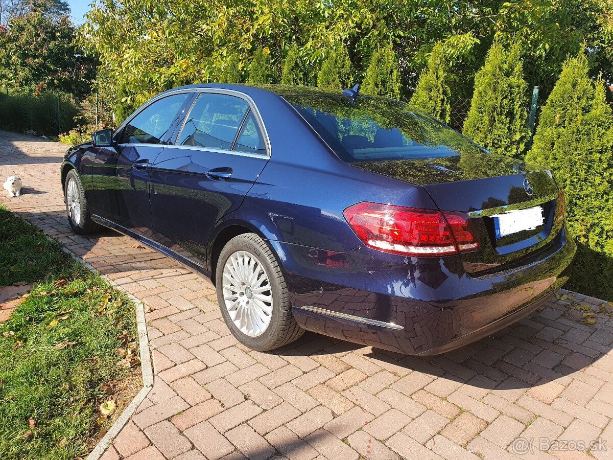 Mercedes-Benz E 200 - 4