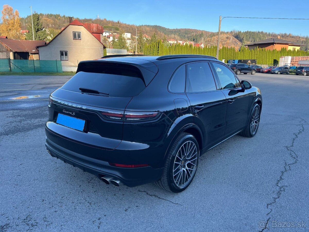 Porsche Cayenne S Sport Chrono Packet REZERVOVANE - 4