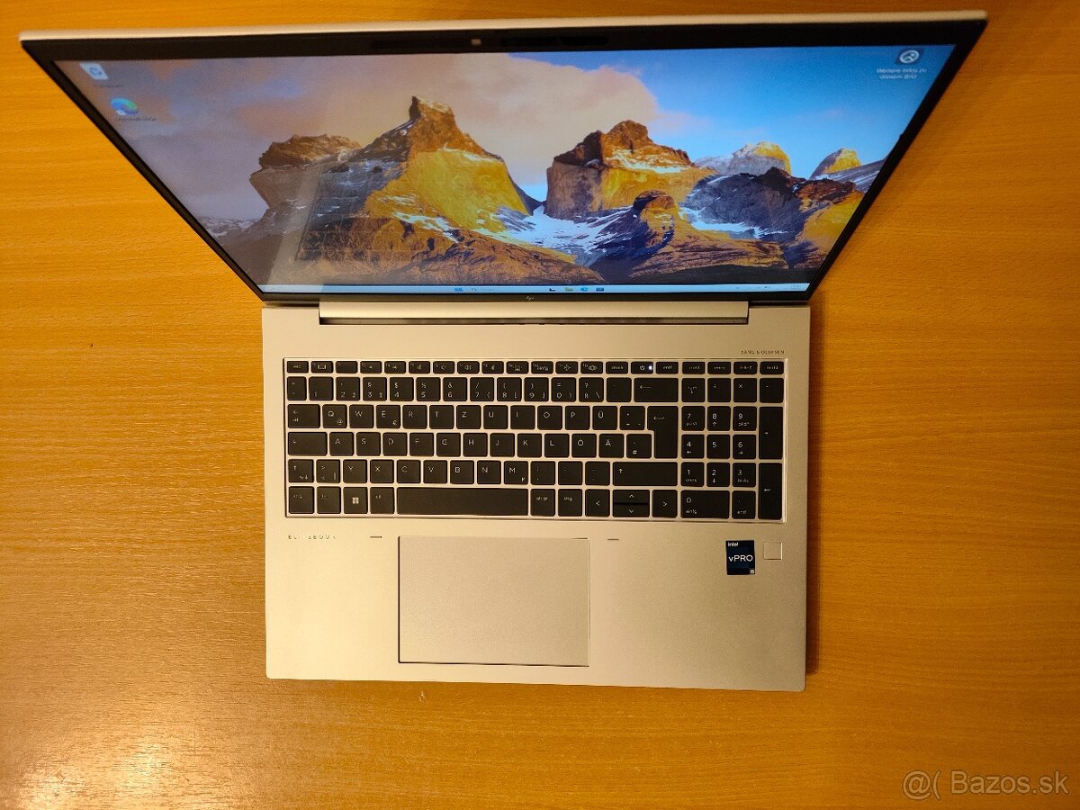 HP EliteBook 860 G10 | i5-1345U |16→32 GB RAM | 256→1 TB SSD - 4