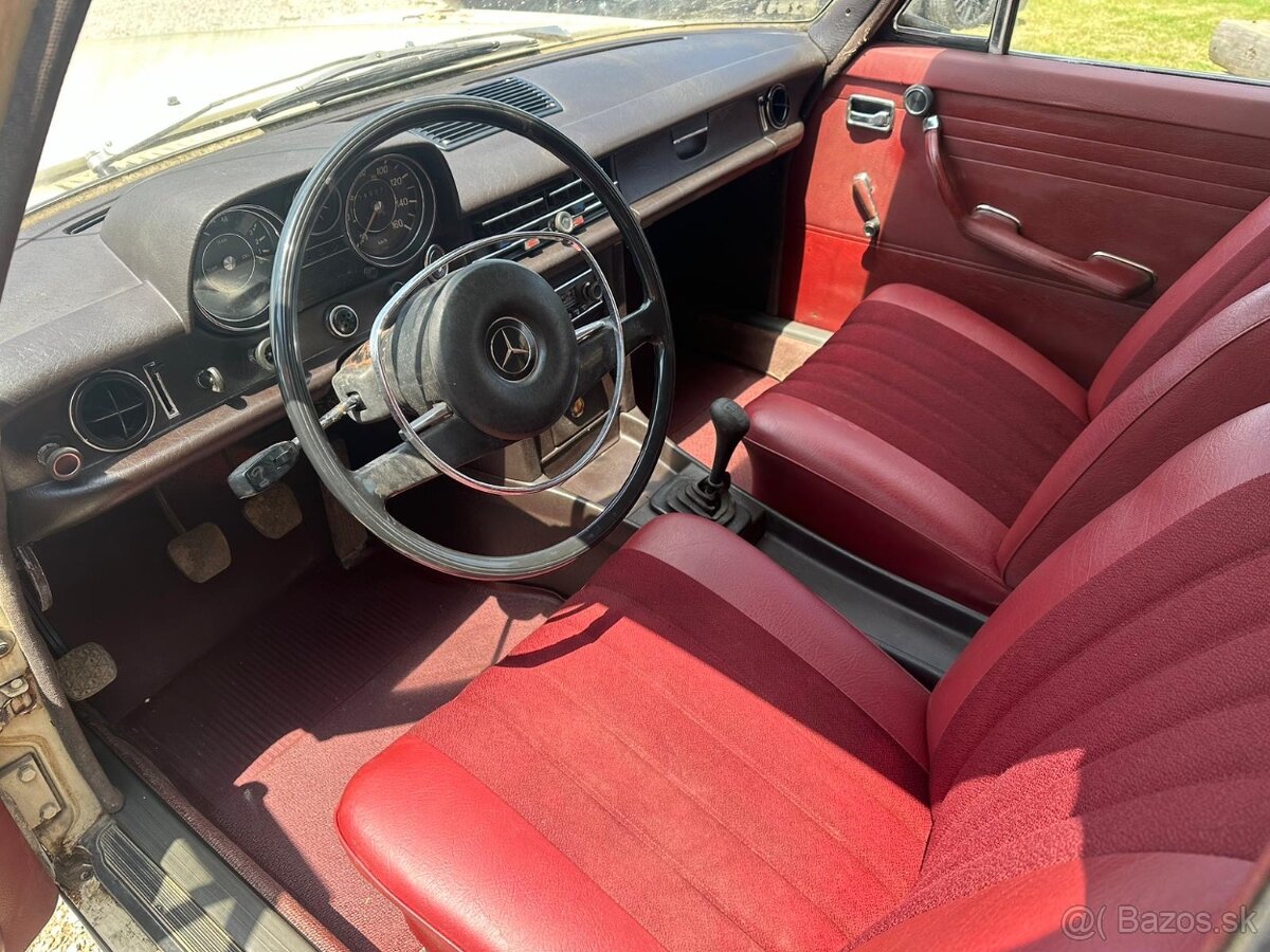 Mercedes W115 220d - 4