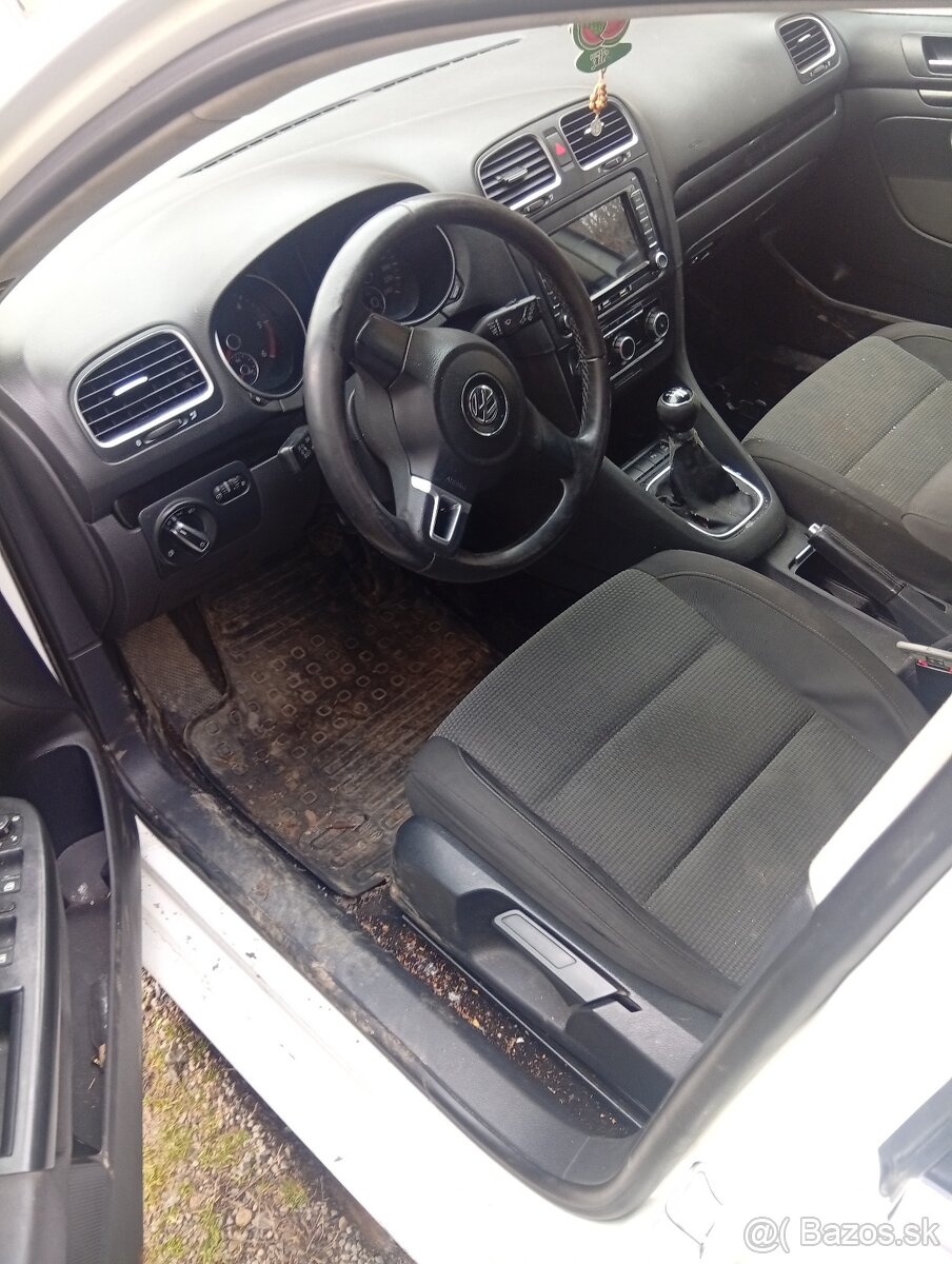 Rozpredam golf 6 combi - 4