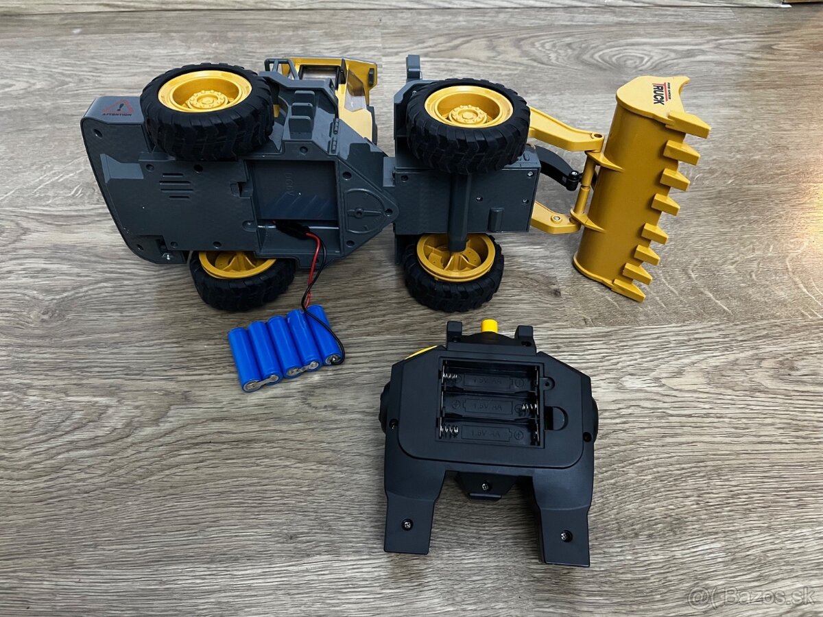 Bager na diaľkové ovládanie - 4