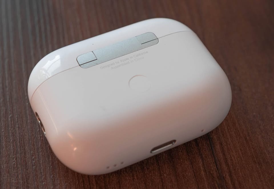 Predám Nové originálne Airpods Pro 2 - 4