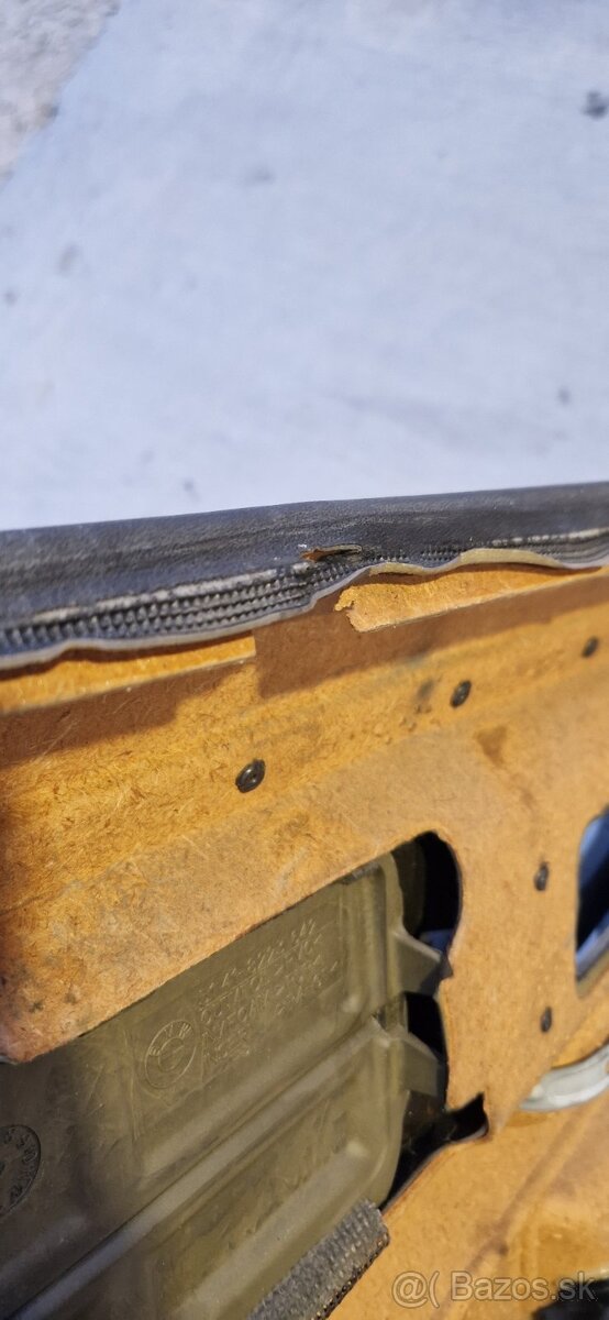 BMW E36 tapacir dveri - interier - 4