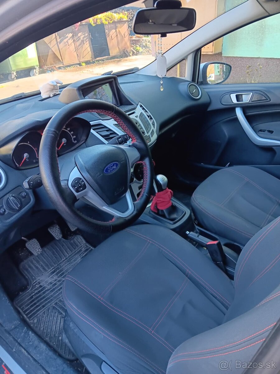 PREDÁM FORD FIESTA - 4