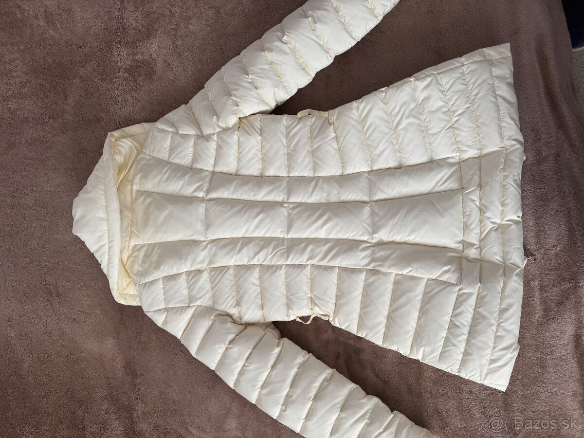 Damska dlha bunda Guess - 4