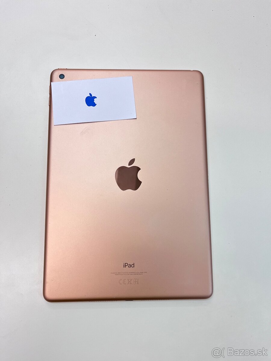Apple iPad (7. generácia) 32GB - 4