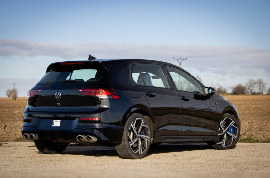 Volkswagen Golf 8 R Hatchback - 4