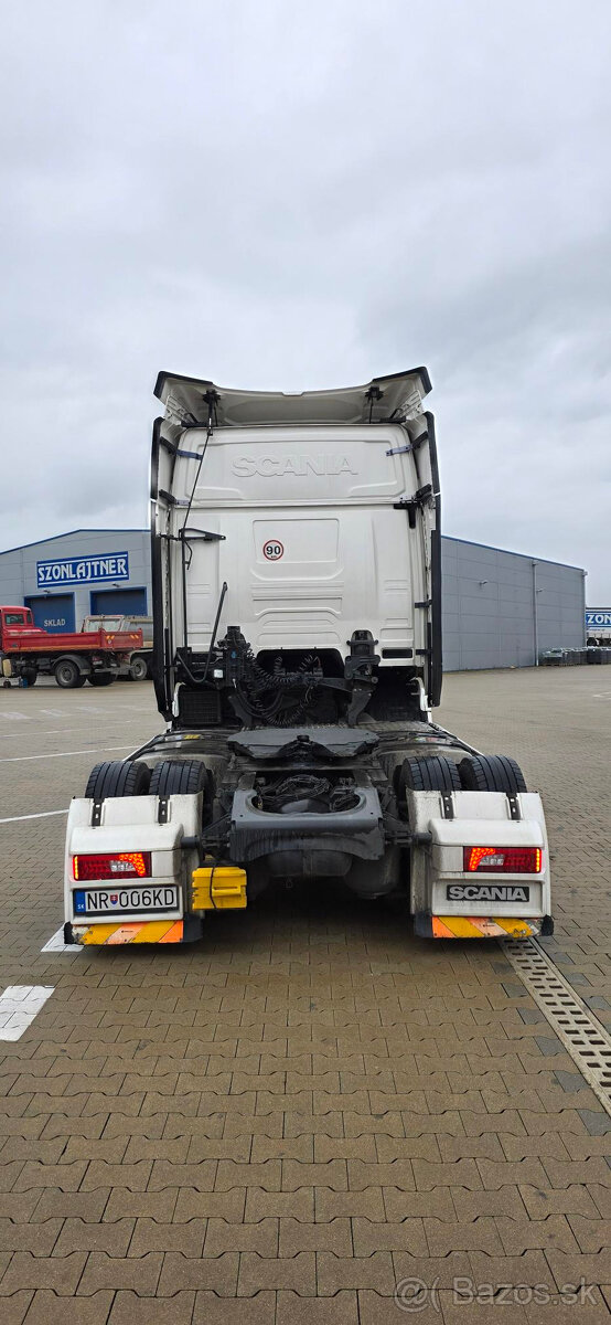 SCANIA R450 Mega - 4