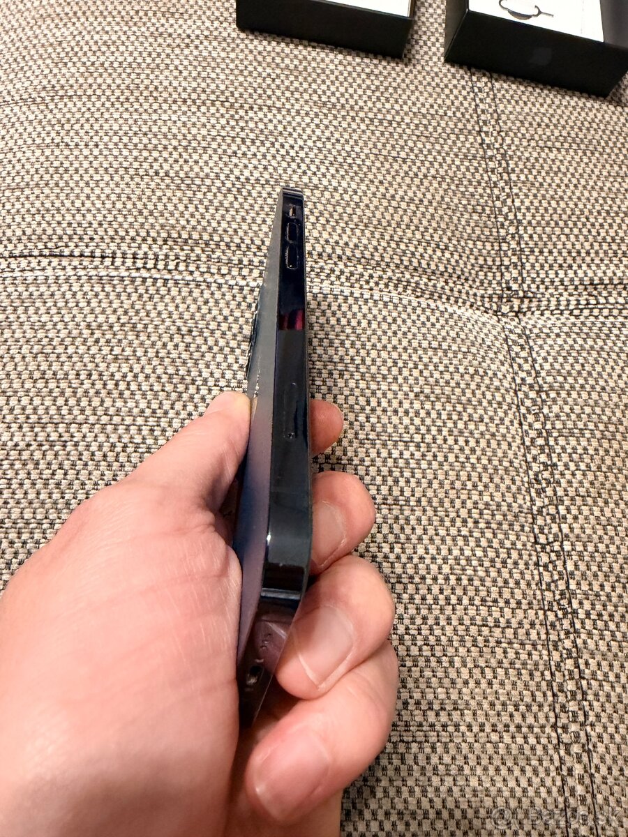 iPhone 12 Pro 128Gb + Apple Watch 5 40mm - 4