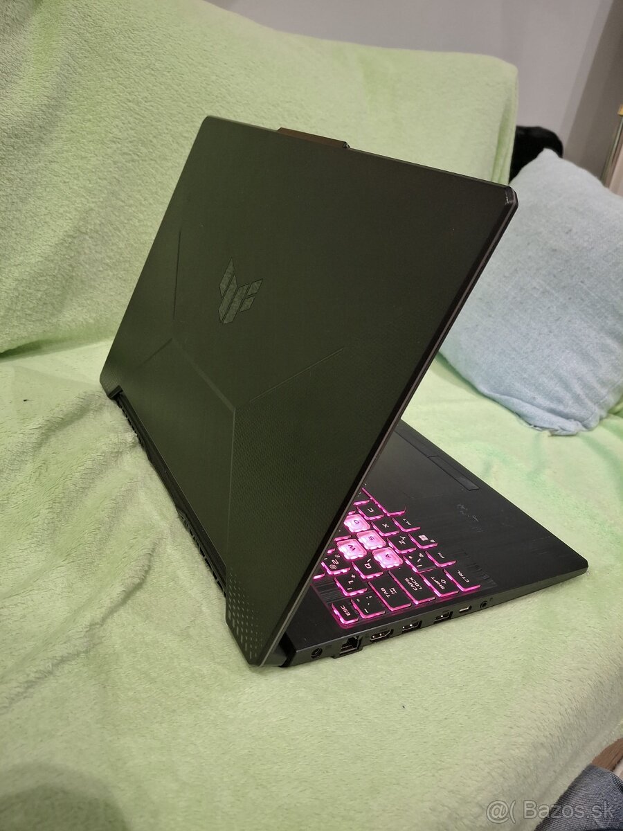 Asus TUF Gaming A15 - 4