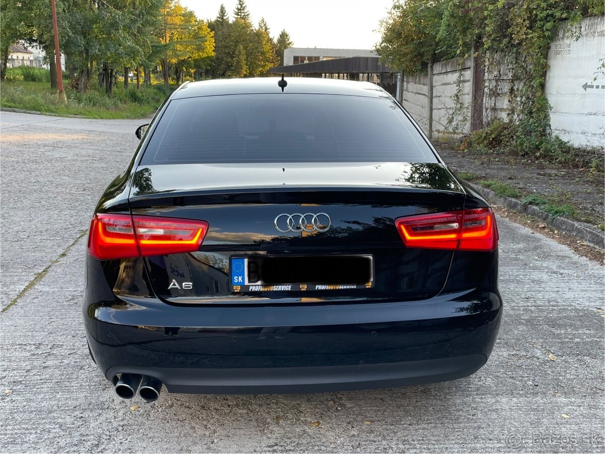 Audi A6 sedan 2,0L - 4